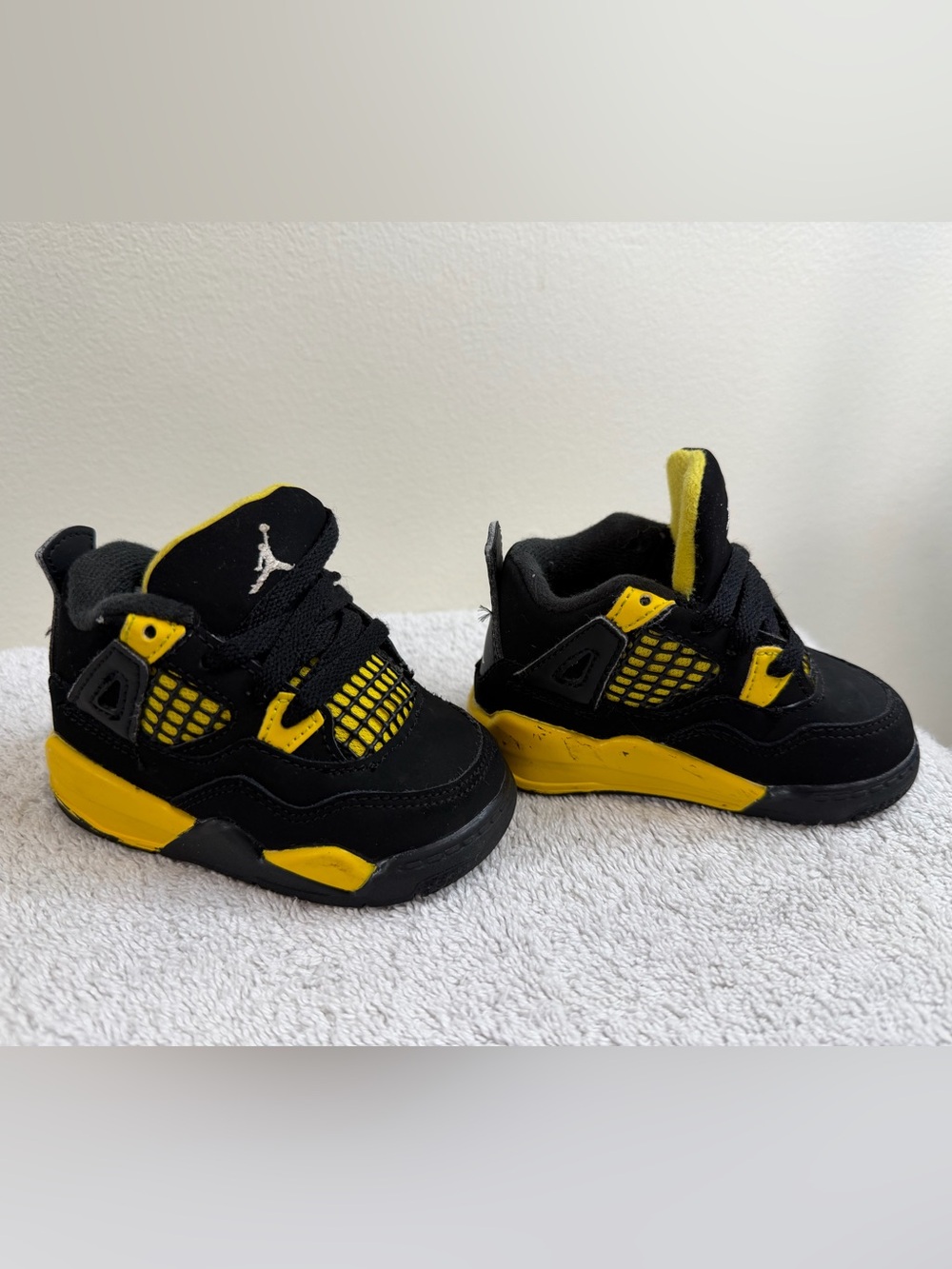Jordan Kids Black and Yellow High-Top Sneakers size 4C